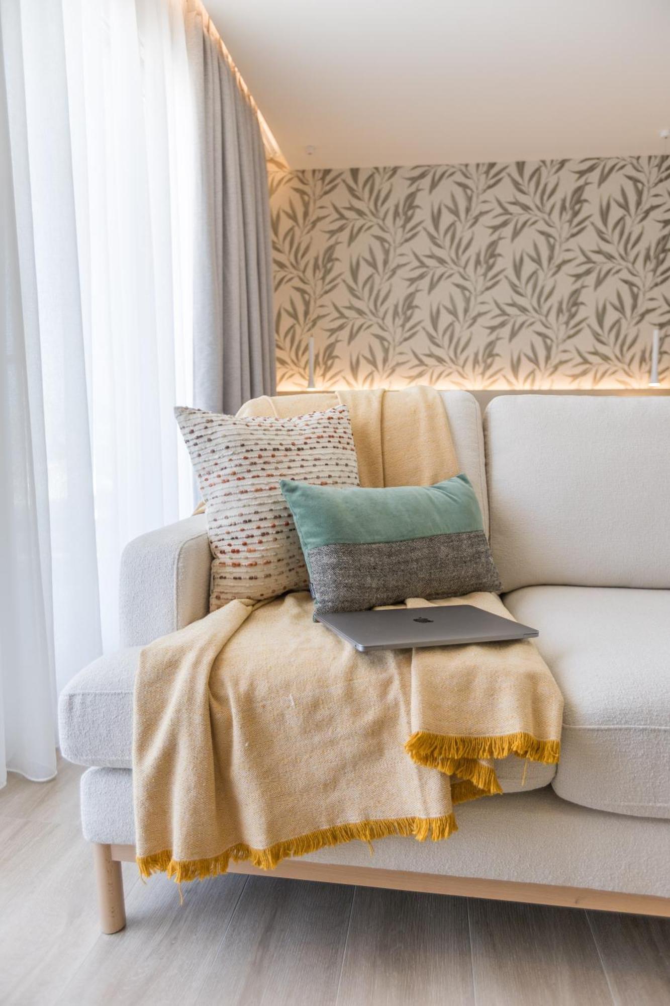 The Mediterranean Suites ピレウス エクステリア 写真