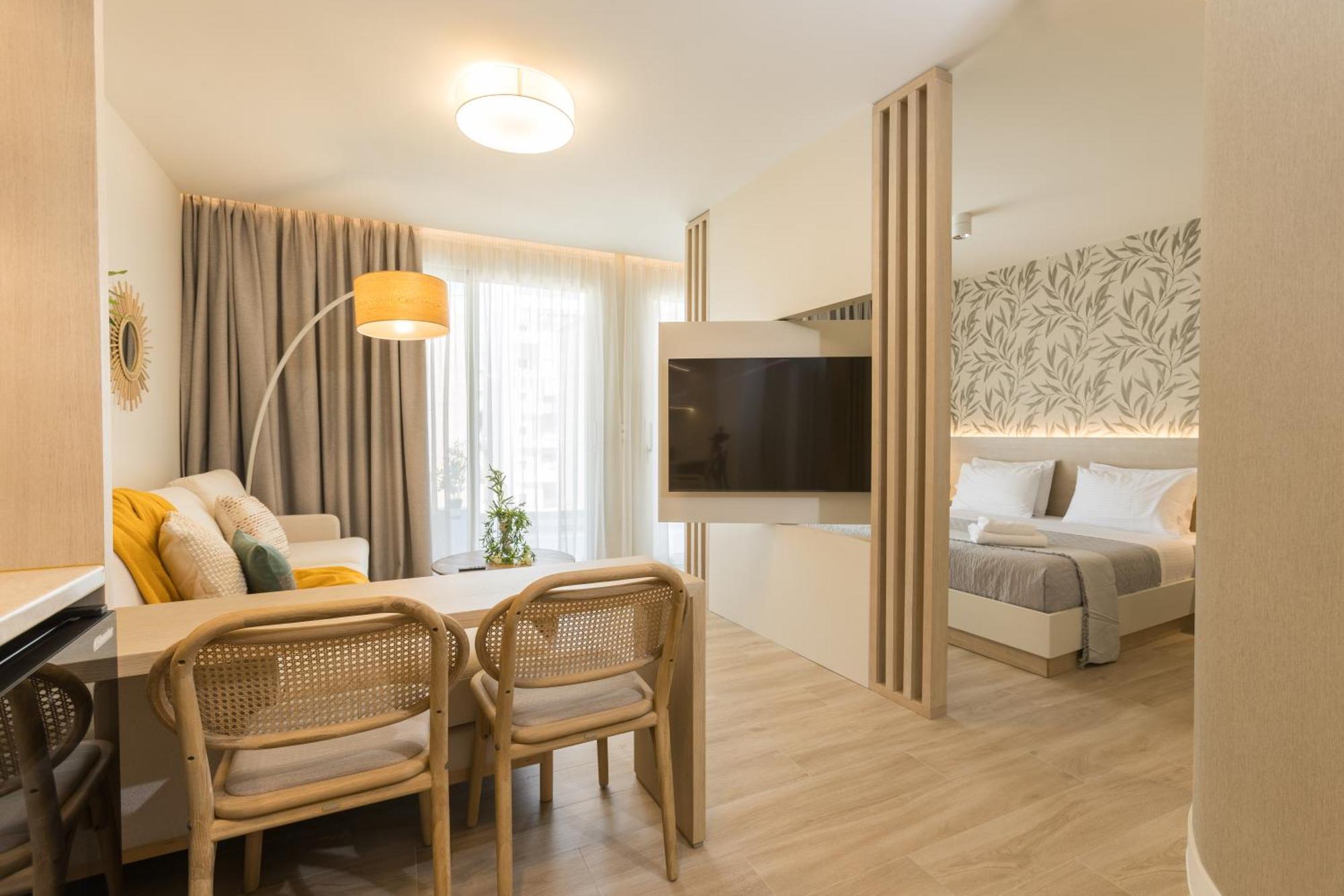 The Mediterranean Suites ピレウス エクステリア 写真