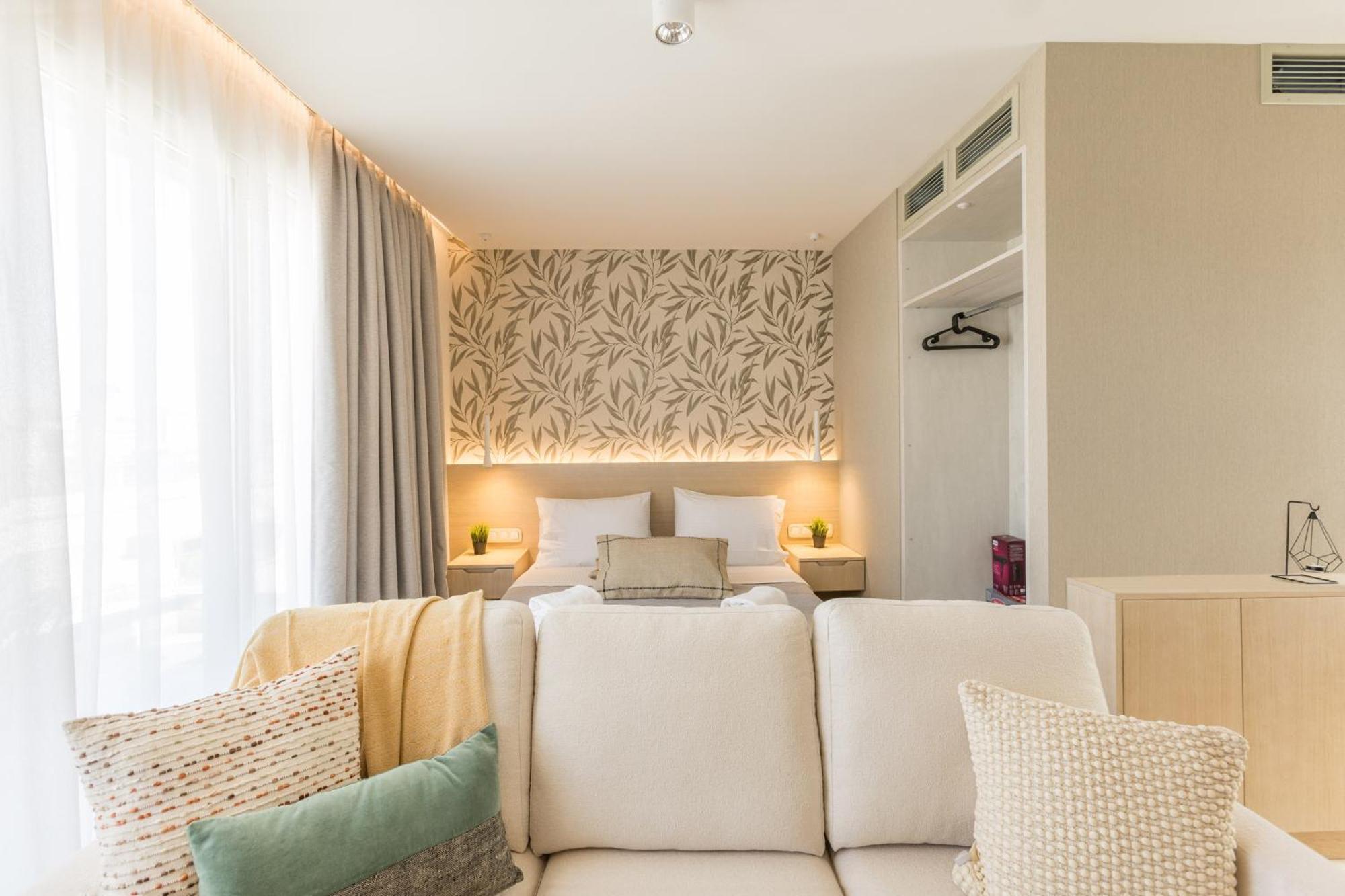 The Mediterranean Suites ピレウス エクステリア 写真